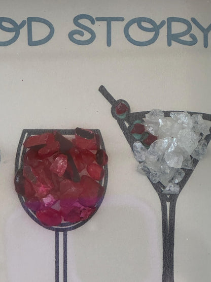 Cócteles de la hora feliz con arte en vidrio marino 