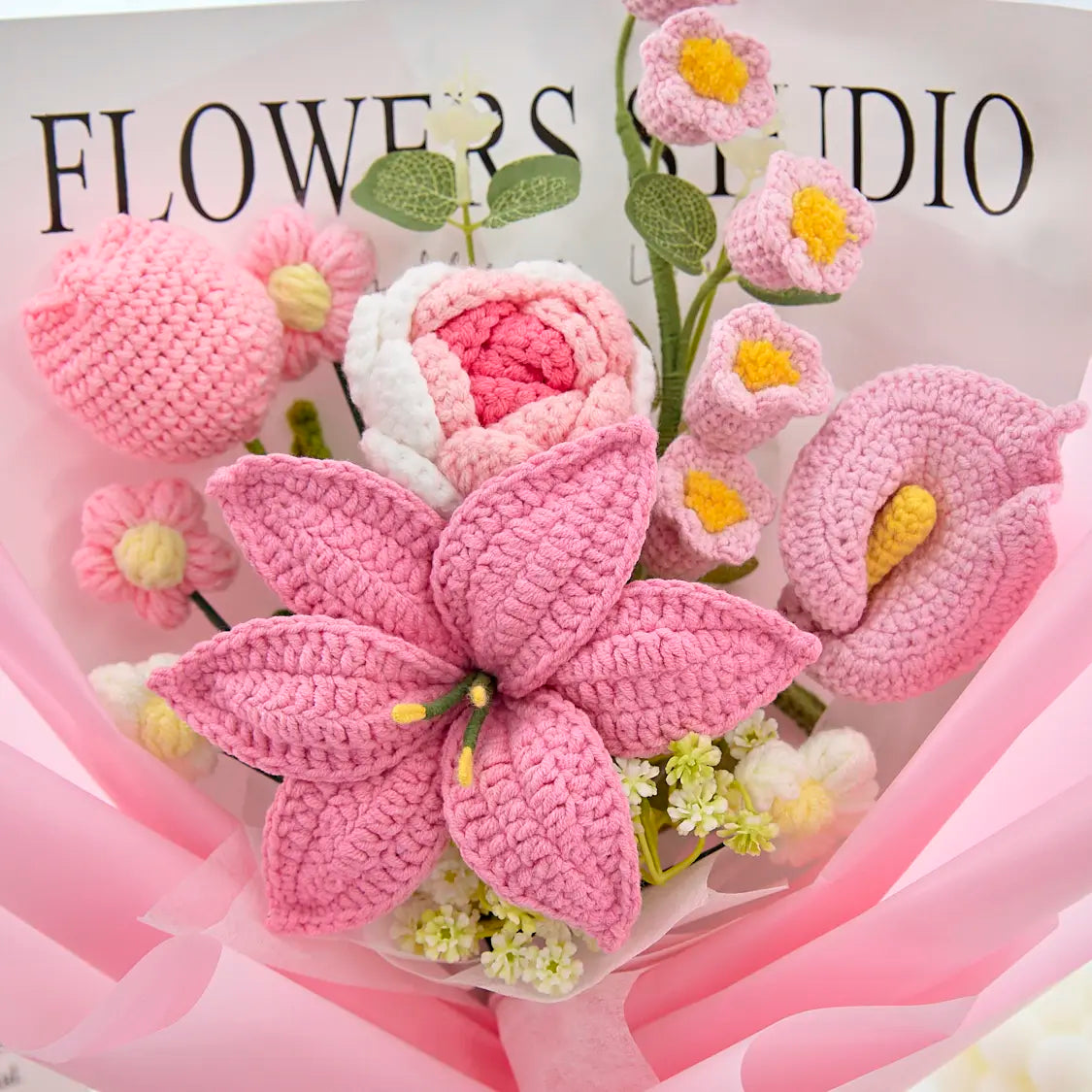Mother's Day Gift🌺Everlasting Love: Handcrafted Crochet Lily & Rose Bouquet